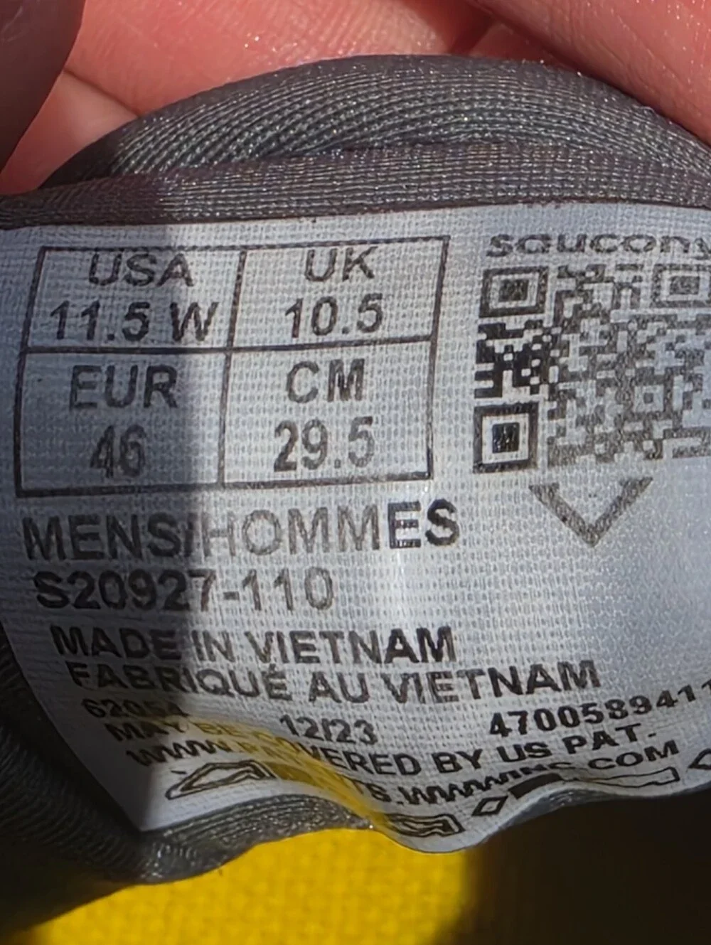 Saucony Men’s Running Shoes Size 11.5 Wide Gray Yellow PWRRUN